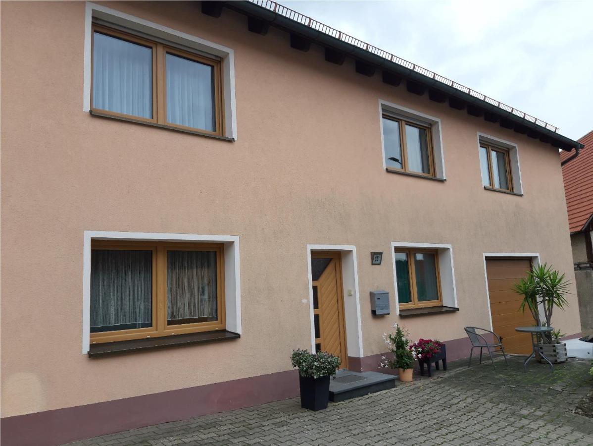 Ferienwohnung Elisabeth Egloffstein Екстер'єр фото